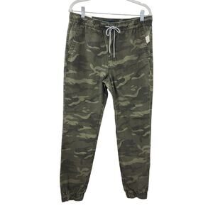 New NWT‎ Aeropostale Camo Jogger Pants Small